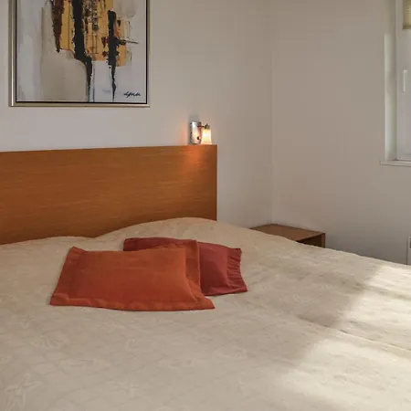 펜션 4 Bedroom Cozy In Norre Nebel *